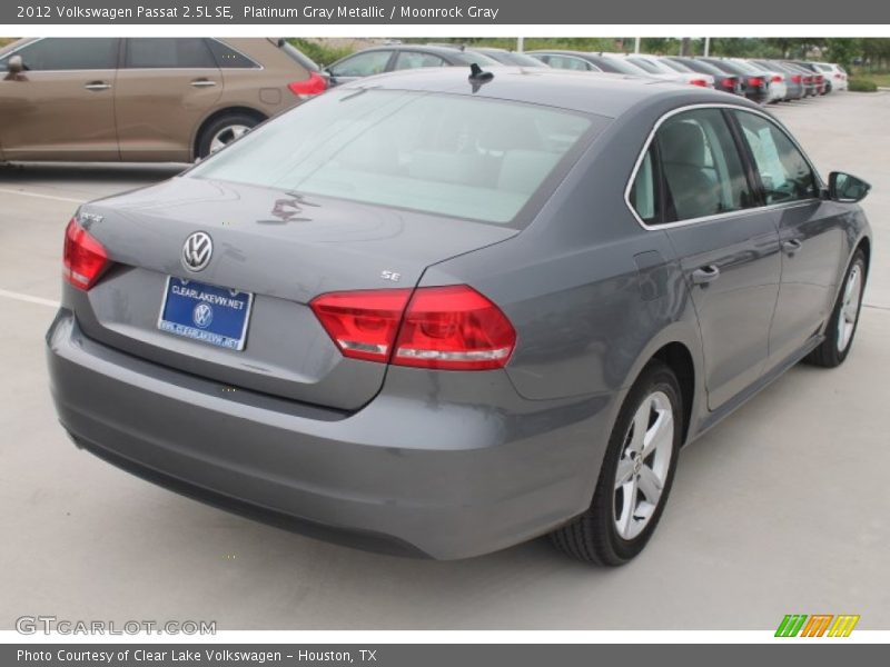 Platinum Gray Metallic / Moonrock Gray 2012 Volkswagen Passat 2.5L SE