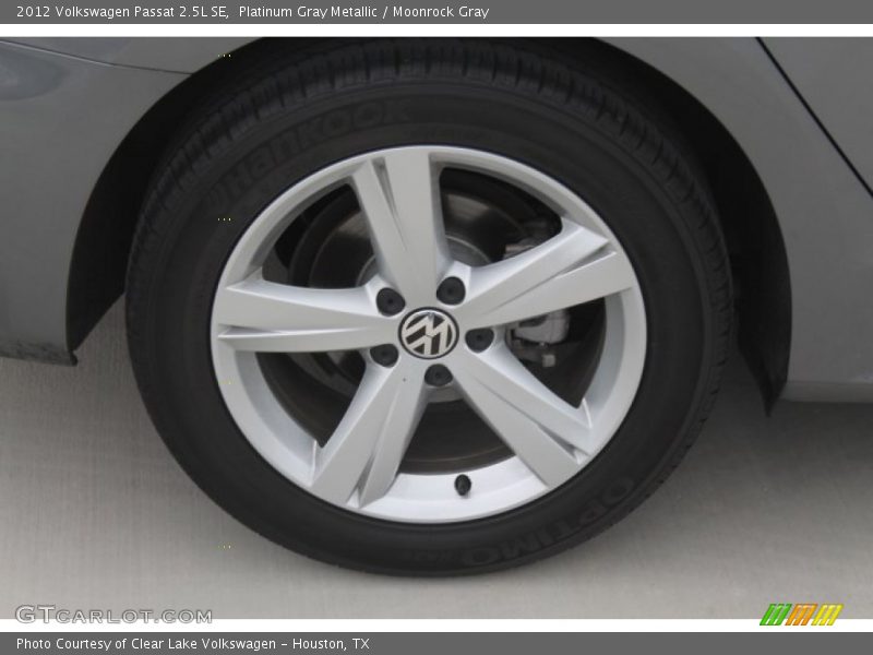 Platinum Gray Metallic / Moonrock Gray 2012 Volkswagen Passat 2.5L SE