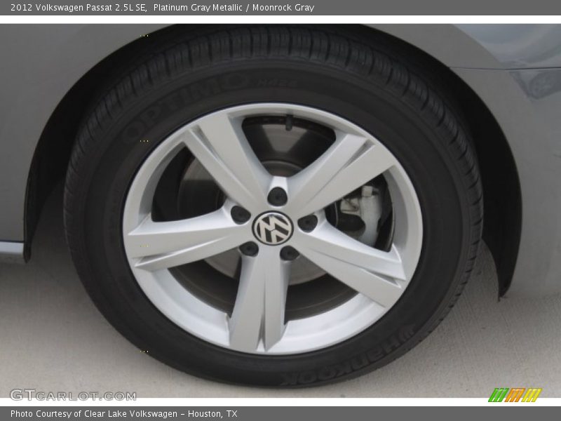 Platinum Gray Metallic / Moonrock Gray 2012 Volkswagen Passat 2.5L SE