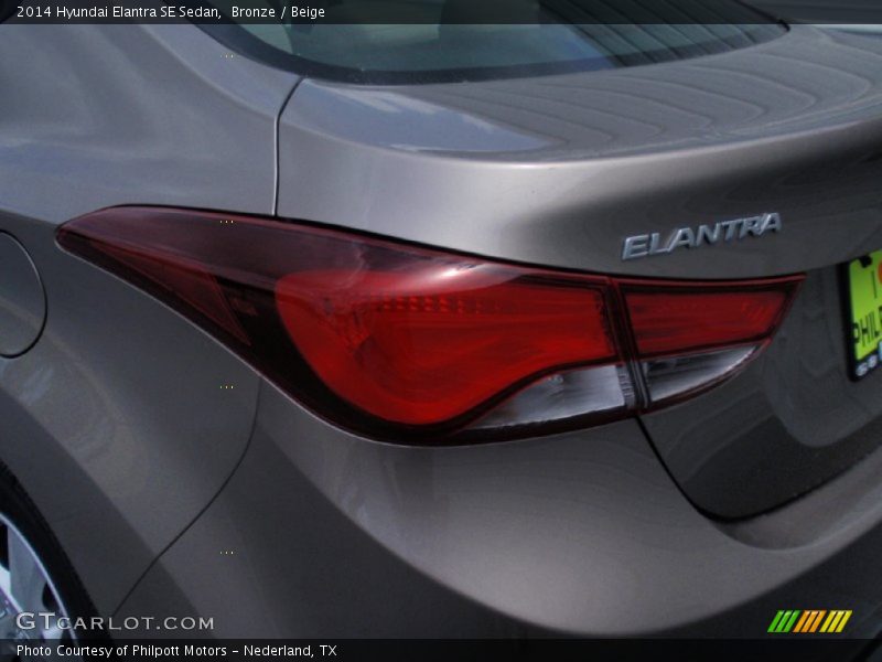 Bronze / Beige 2014 Hyundai Elantra SE Sedan
