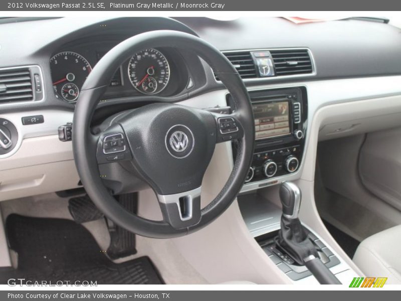 Platinum Gray Metallic / Moonrock Gray 2012 Volkswagen Passat 2.5L SE