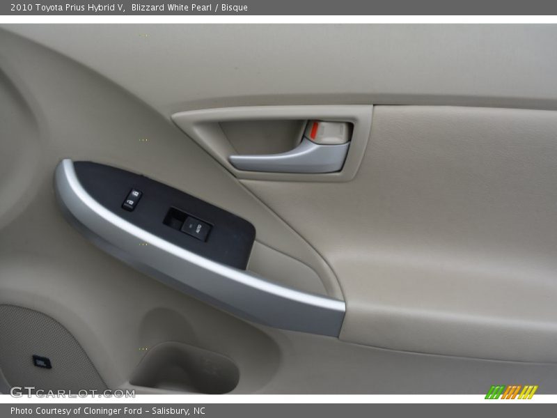 Blizzard White Pearl / Bisque 2010 Toyota Prius Hybrid V