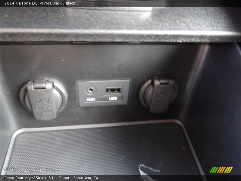 Aurora Black / Black 2014 Kia Forte LX