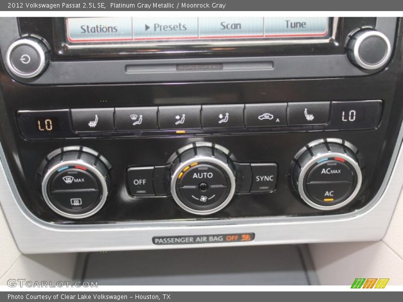 Platinum Gray Metallic / Moonrock Gray 2012 Volkswagen Passat 2.5L SE