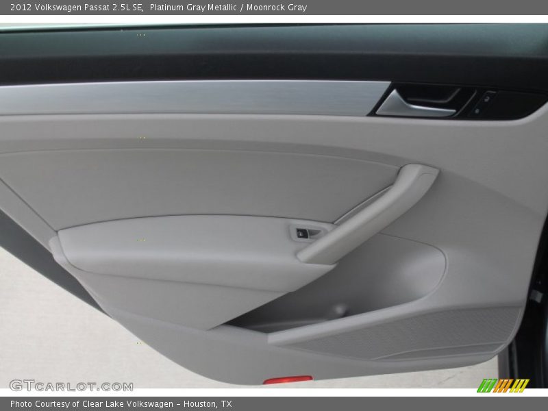 Platinum Gray Metallic / Moonrock Gray 2012 Volkswagen Passat 2.5L SE