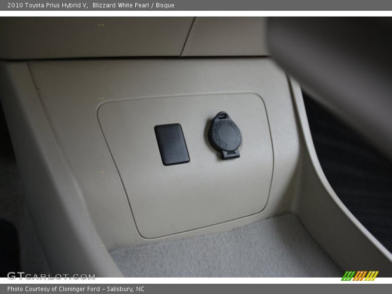 Blizzard White Pearl / Bisque 2010 Toyota Prius Hybrid V