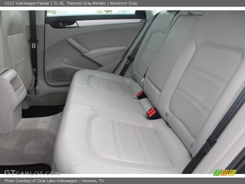 Platinum Gray Metallic / Moonrock Gray 2012 Volkswagen Passat 2.5L SE