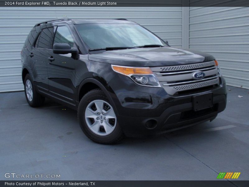 Tuxedo Black / Medium Light Stone 2014 Ford Explorer FWD