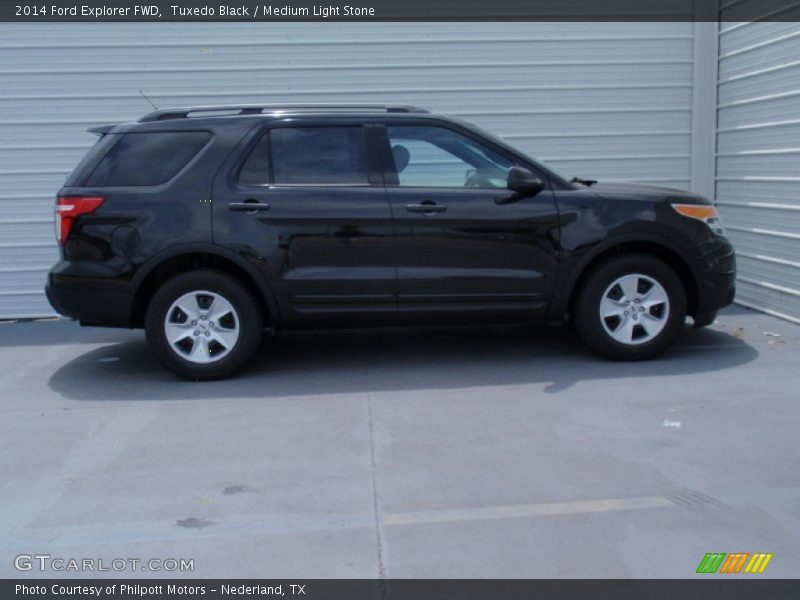 Tuxedo Black / Medium Light Stone 2014 Ford Explorer FWD