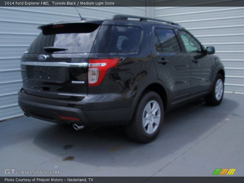 Tuxedo Black / Medium Light Stone 2014 Ford Explorer FWD
