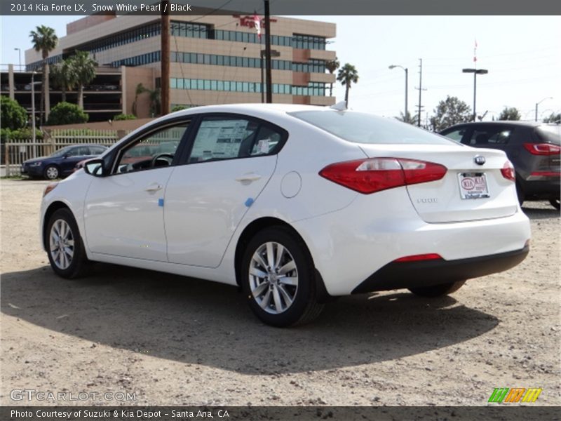 Snow White Pearl / Black 2014 Kia Forte LX