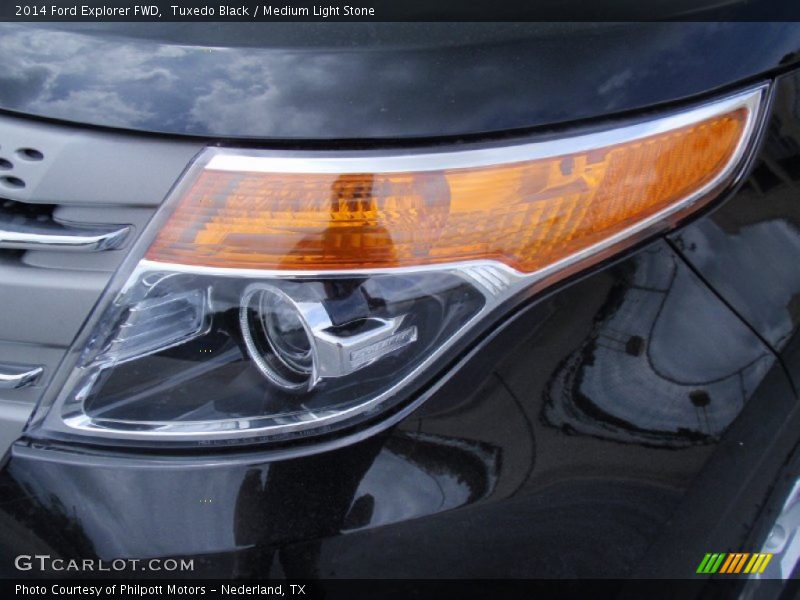 Tuxedo Black / Medium Light Stone 2014 Ford Explorer FWD