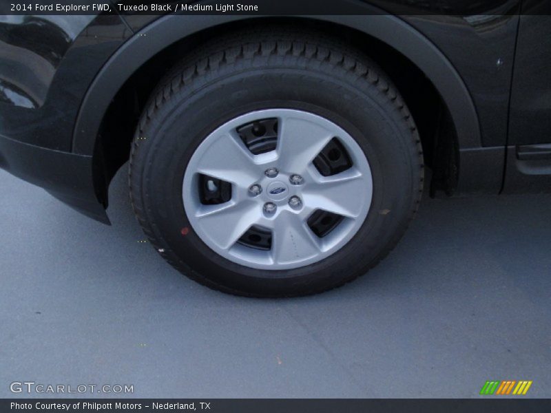 Tuxedo Black / Medium Light Stone 2014 Ford Explorer FWD