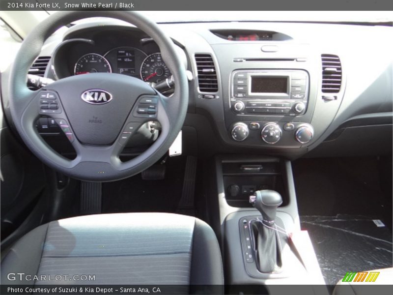 Snow White Pearl / Black 2014 Kia Forte LX