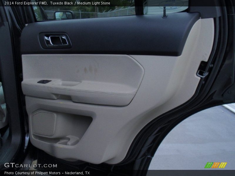 Tuxedo Black / Medium Light Stone 2014 Ford Explorer FWD