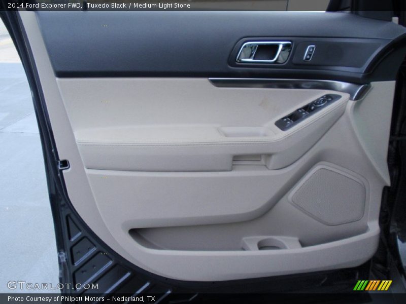 Tuxedo Black / Medium Light Stone 2014 Ford Explorer FWD