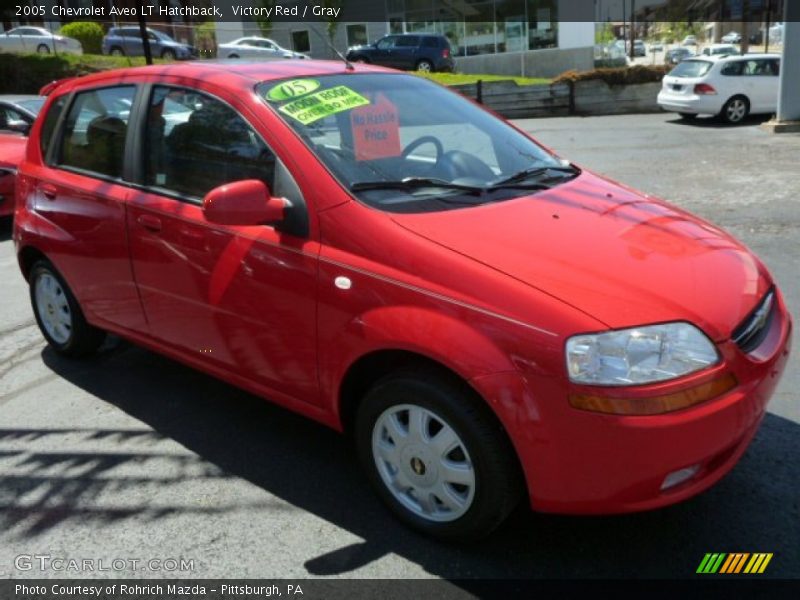 Victory Red / Gray 2005 Chevrolet Aveo LT Hatchback