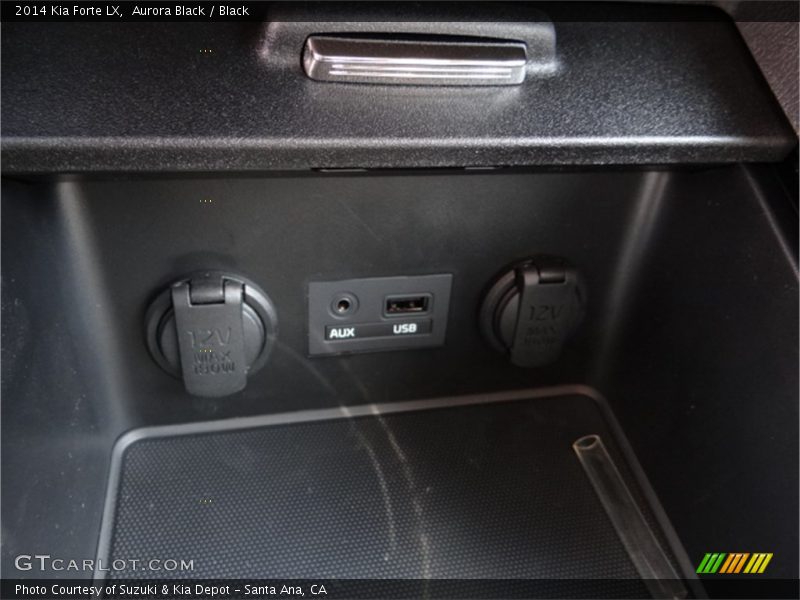 Aurora Black / Black 2014 Kia Forte LX