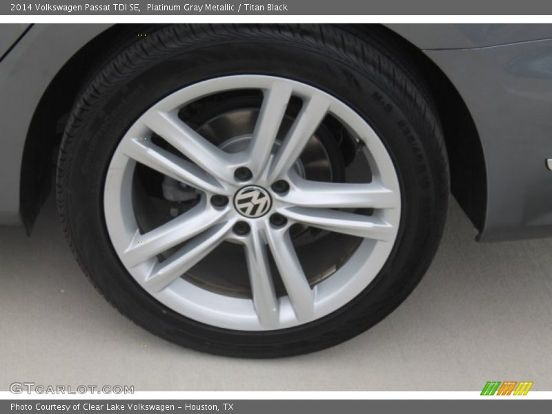 Platinum Gray Metallic / Titan Black 2014 Volkswagen Passat TDI SE