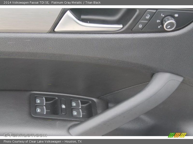 Platinum Gray Metallic / Titan Black 2014 Volkswagen Passat TDI SE