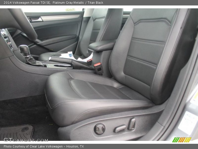 Platinum Gray Metallic / Titan Black 2014 Volkswagen Passat TDI SE