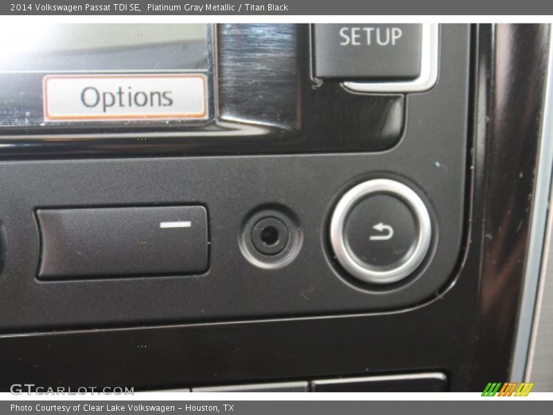 Platinum Gray Metallic / Titan Black 2014 Volkswagen Passat TDI SE