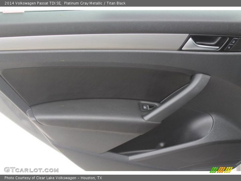 Platinum Gray Metallic / Titan Black 2014 Volkswagen Passat TDI SE