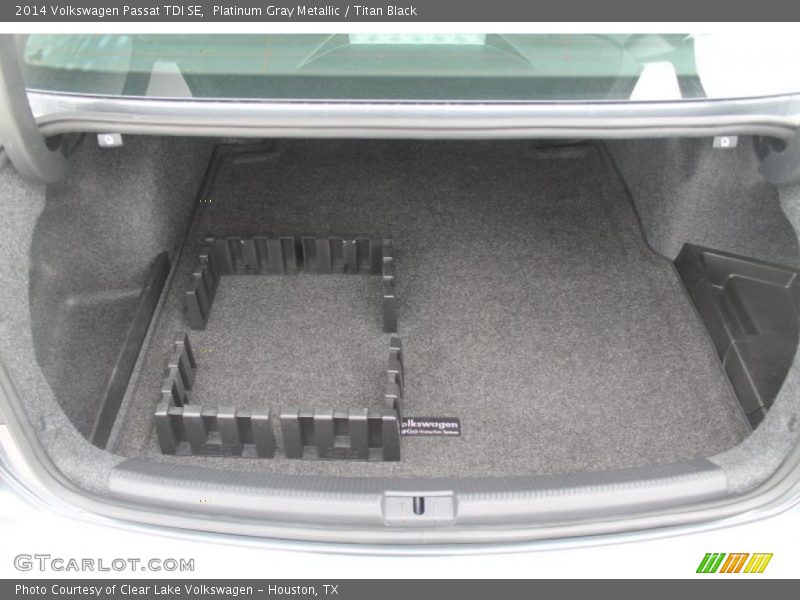 Platinum Gray Metallic / Titan Black 2014 Volkswagen Passat TDI SE