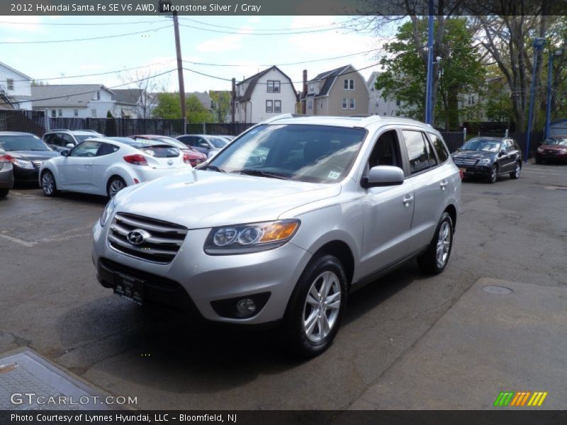 Moonstone Silver / Gray 2012 Hyundai Santa Fe SE V6 AWD