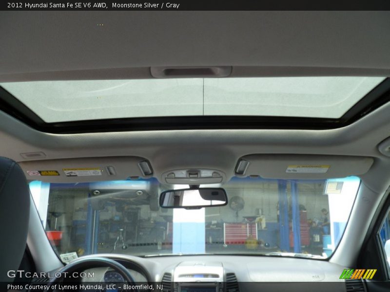 Moonstone Silver / Gray 2012 Hyundai Santa Fe SE V6 AWD