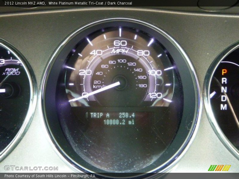 White Platinum Metallic Tri-Coat / Dark Charcoal 2012 Lincoln MKZ AWD