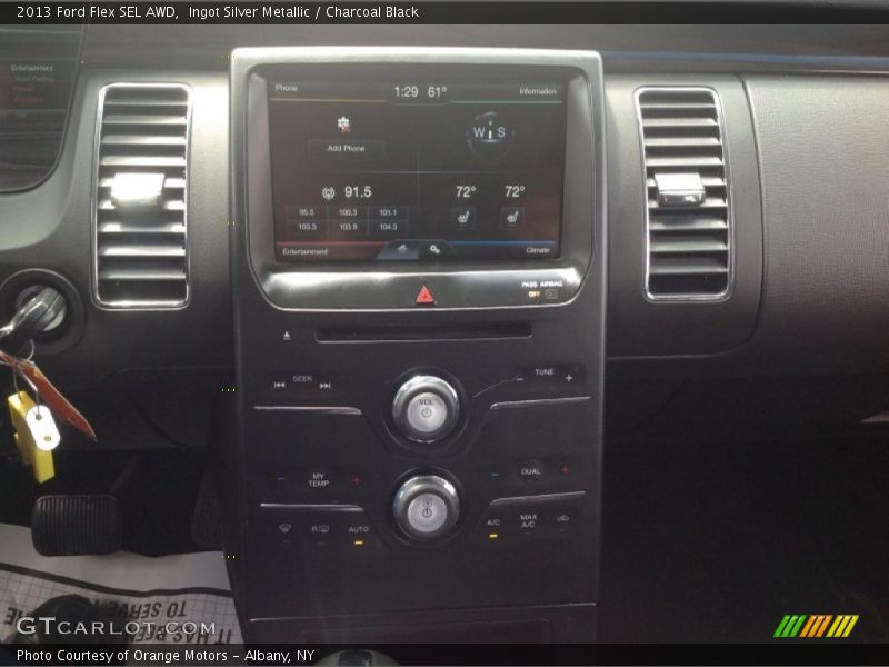 Ingot Silver Metallic / Charcoal Black 2013 Ford Flex SEL AWD