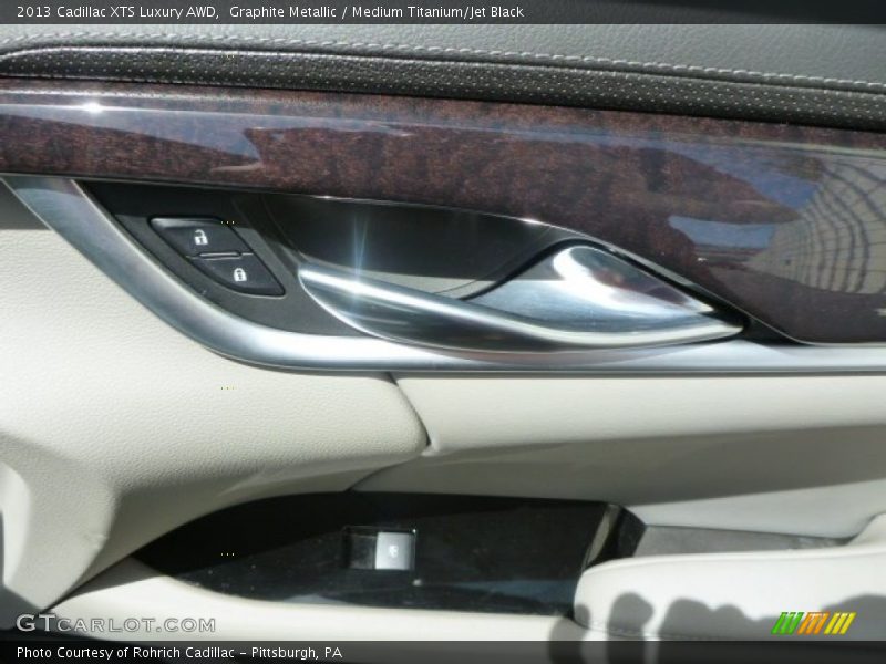 Graphite Metallic / Medium Titanium/Jet Black 2013 Cadillac XTS Luxury AWD