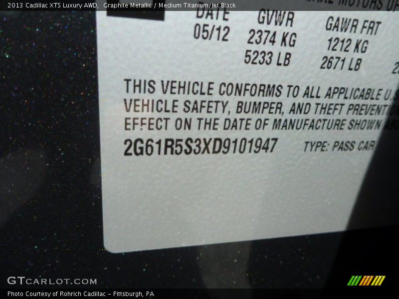 Graphite Metallic / Medium Titanium/Jet Black 2013 Cadillac XTS Luxury AWD