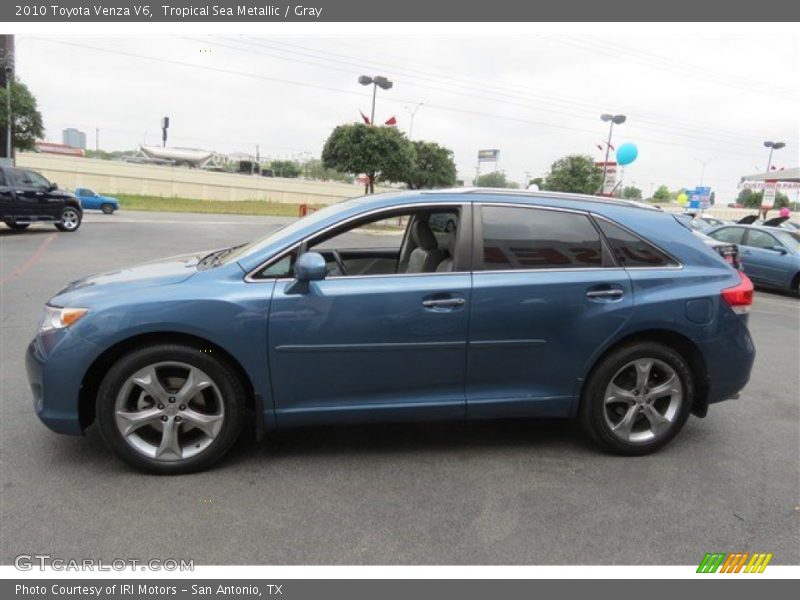 Tropical Sea Metallic / Gray 2010 Toyota Venza V6