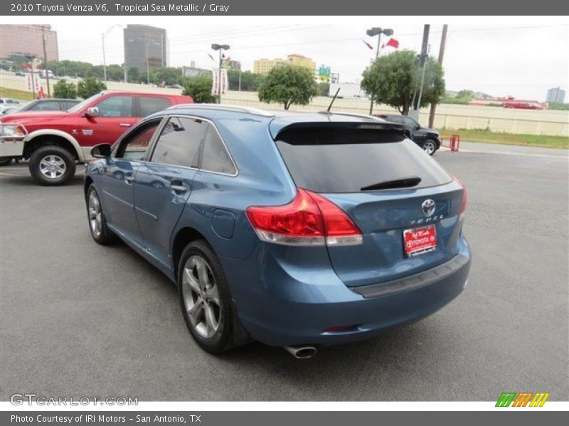 Tropical Sea Metallic / Gray 2010 Toyota Venza V6