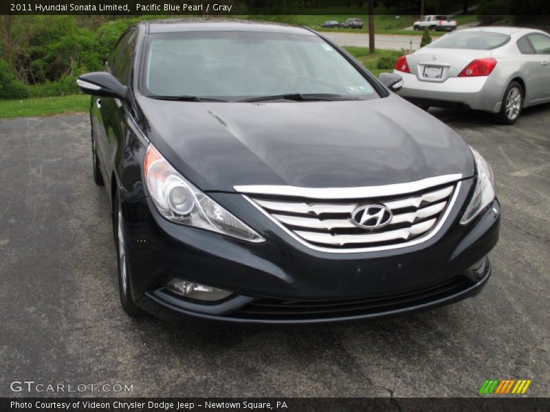 Pacific Blue Pearl / Gray 2011 Hyundai Sonata Limited