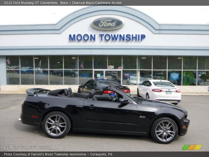 Black / Charcoal Black/Cashmere Accent 2013 Ford Mustang GT Convertible
