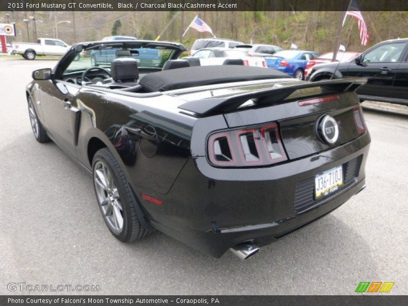 Black / Charcoal Black/Cashmere Accent 2013 Ford Mustang GT Convertible