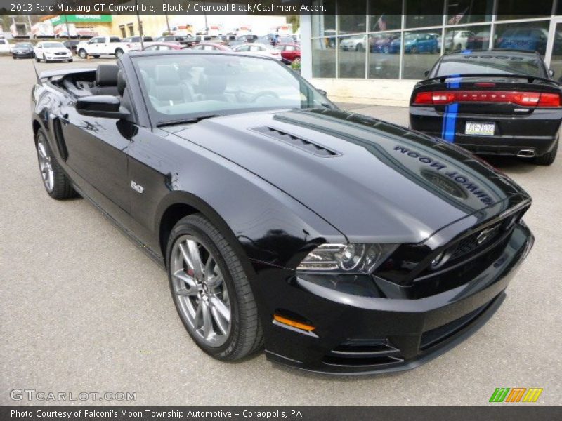 Black / Charcoal Black/Cashmere Accent 2013 Ford Mustang GT Convertible