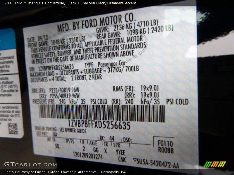 Black / Charcoal Black/Cashmere Accent 2013 Ford Mustang GT Convertible