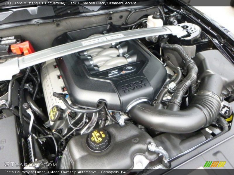 Black / Charcoal Black/Cashmere Accent 2013 Ford Mustang GT Convertible
