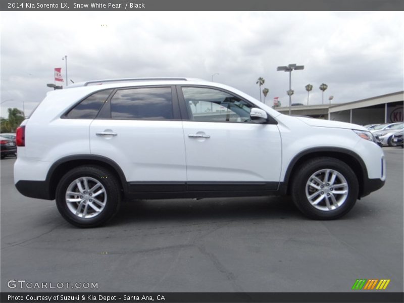 Snow White Pearl / Black 2014 Kia Sorento LX