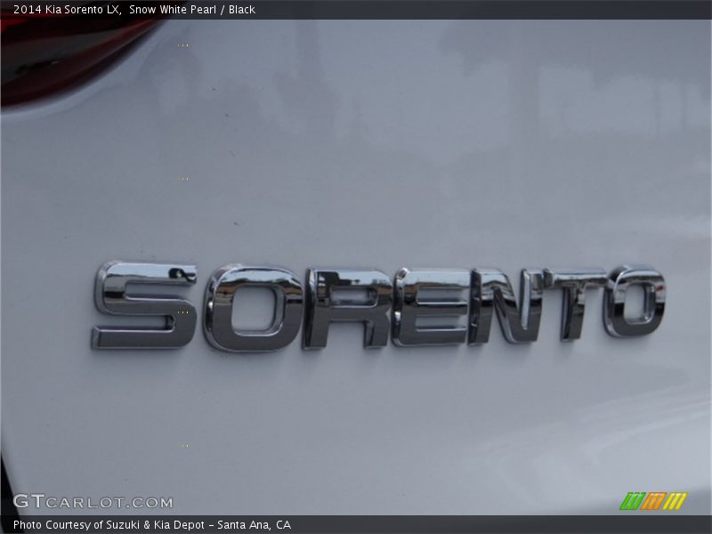 Snow White Pearl / Black 2014 Kia Sorento LX