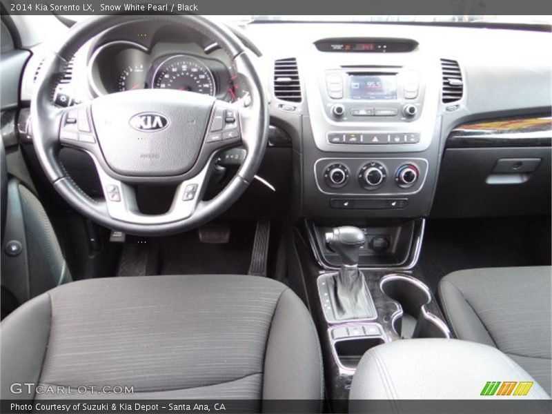 Snow White Pearl / Black 2014 Kia Sorento LX