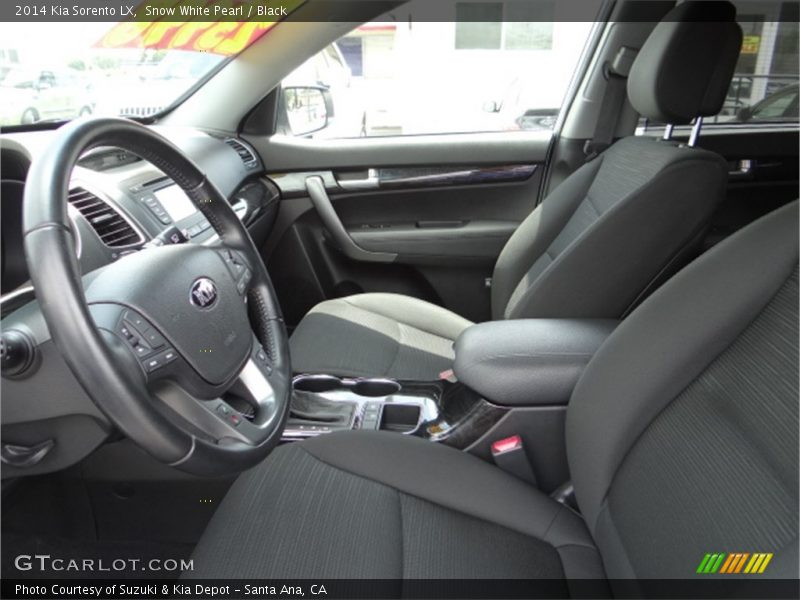 Snow White Pearl / Black 2014 Kia Sorento LX