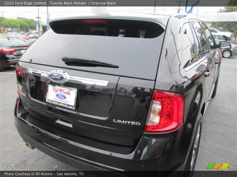 Tuxedo Black Metallic / Charcoal Black 2013 Ford Edge Limited