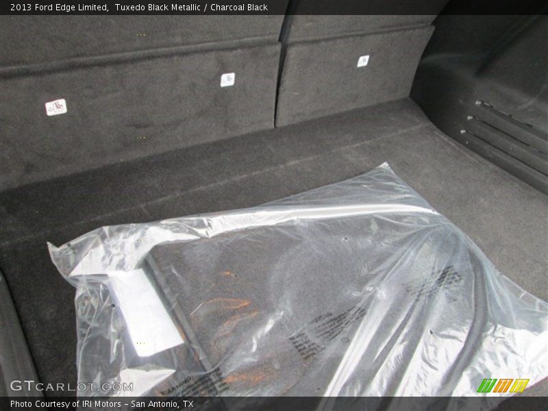 Tuxedo Black Metallic / Charcoal Black 2013 Ford Edge Limited