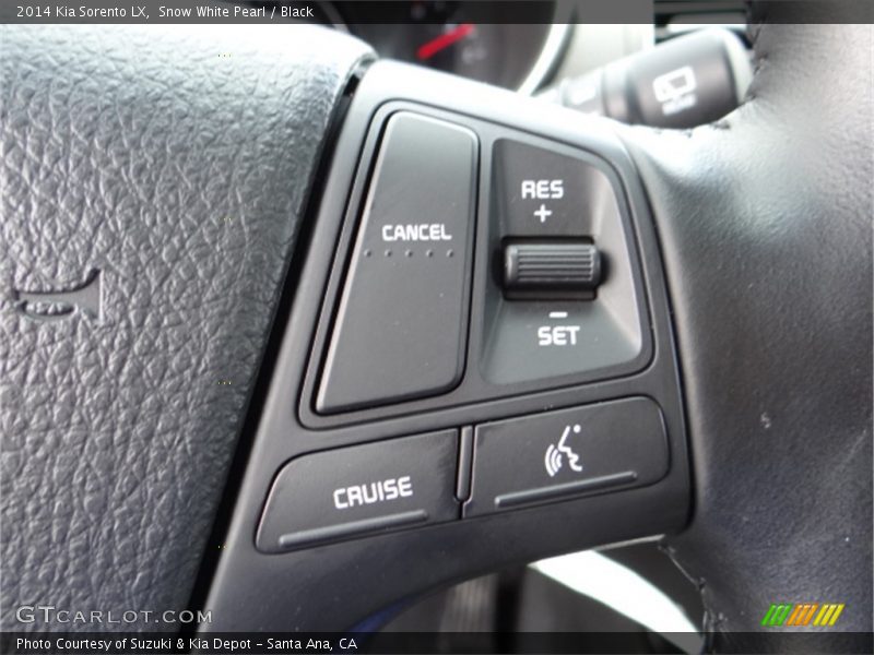 Snow White Pearl / Black 2014 Kia Sorento LX