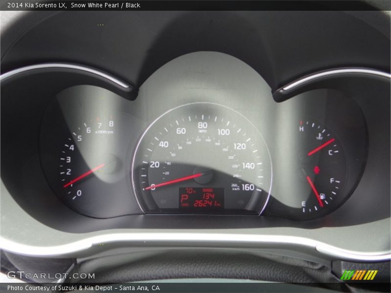 Snow White Pearl / Black 2014 Kia Sorento LX